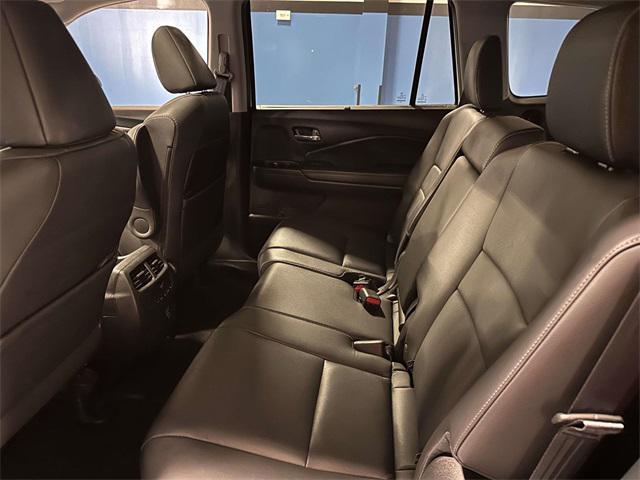 used 2022 Honda Pilot car, priced at $30,647