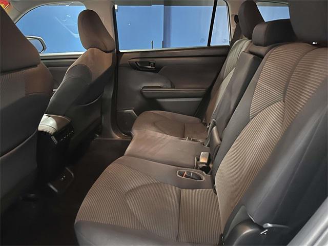 used 2020 Toyota Highlander car, priced at $27,543