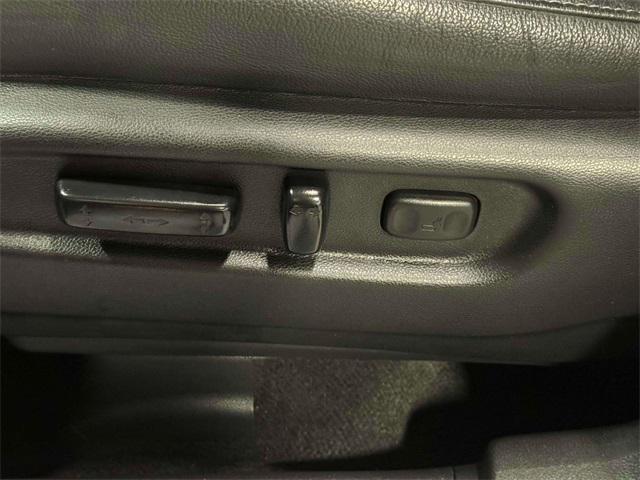 used 2022 Honda Pilot car, priced at $33,821