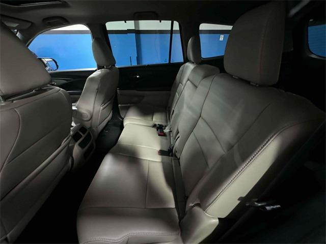 used 2022 Honda Pilot car, priced at $29,624