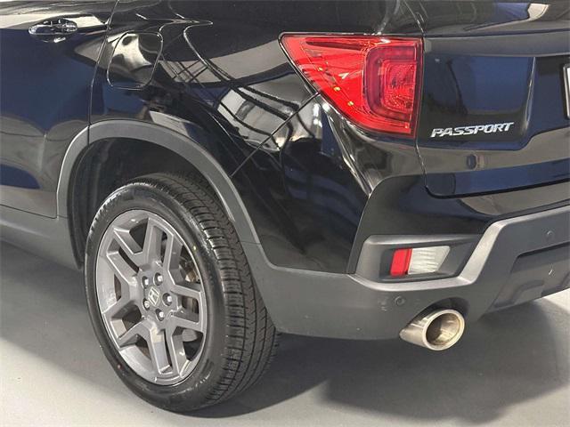 used 2022 Honda Passport car, priced at $28,594