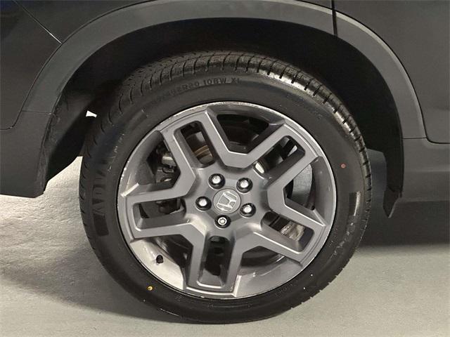 used 2022 Honda Passport car, priced at $28,594