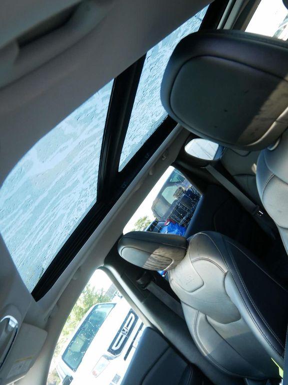 used 2019 Jeep Cherokee car, priced at $18,495