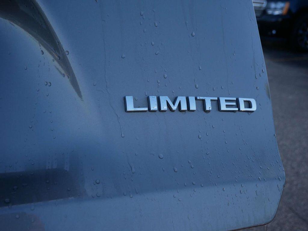 used 2019 Jeep Cherokee car, priced at $18,495