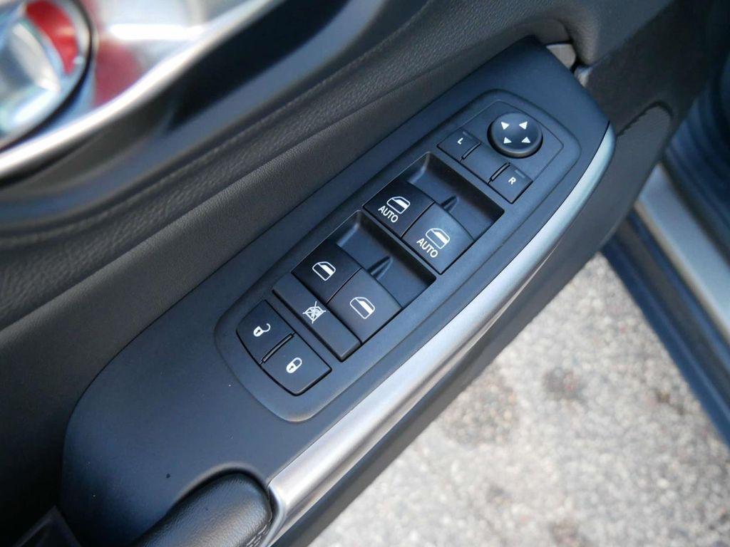 used 2019 Jeep Cherokee car, priced at $18,495