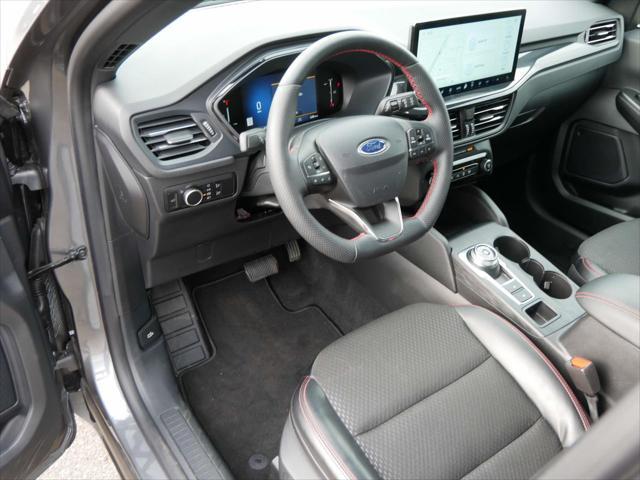 used 2025 Ford Escape car, priced at $29,995