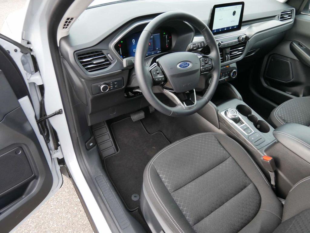 used 2025 Ford Escape car, priced at $24,995
