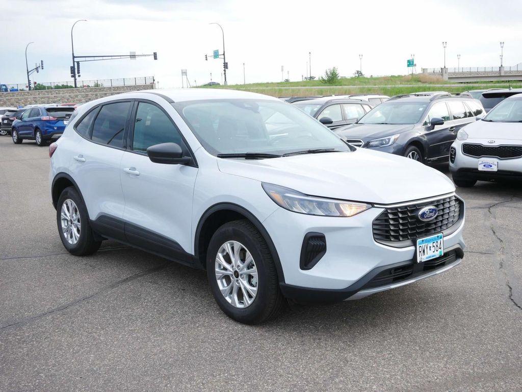 used 2025 Ford Escape car, priced at $24,995