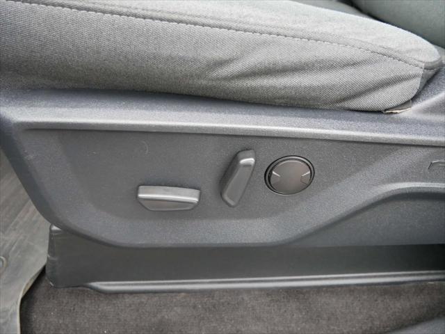 used 2022 Ford F-150 car, priced at $37,995