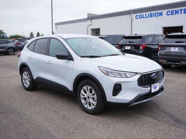 used 2025 Ford Escape car, priced at $25,762