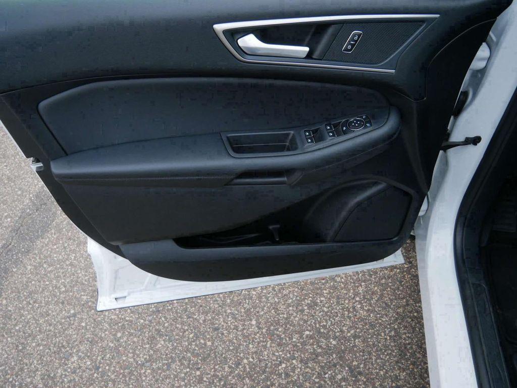 used 2024 Ford Edge car, priced at $22,995