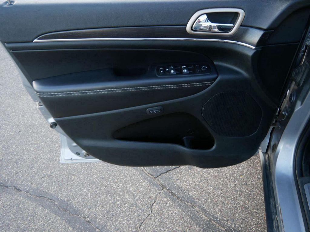 used 2014 Jeep Grand Cherokee car, priced at $6,895