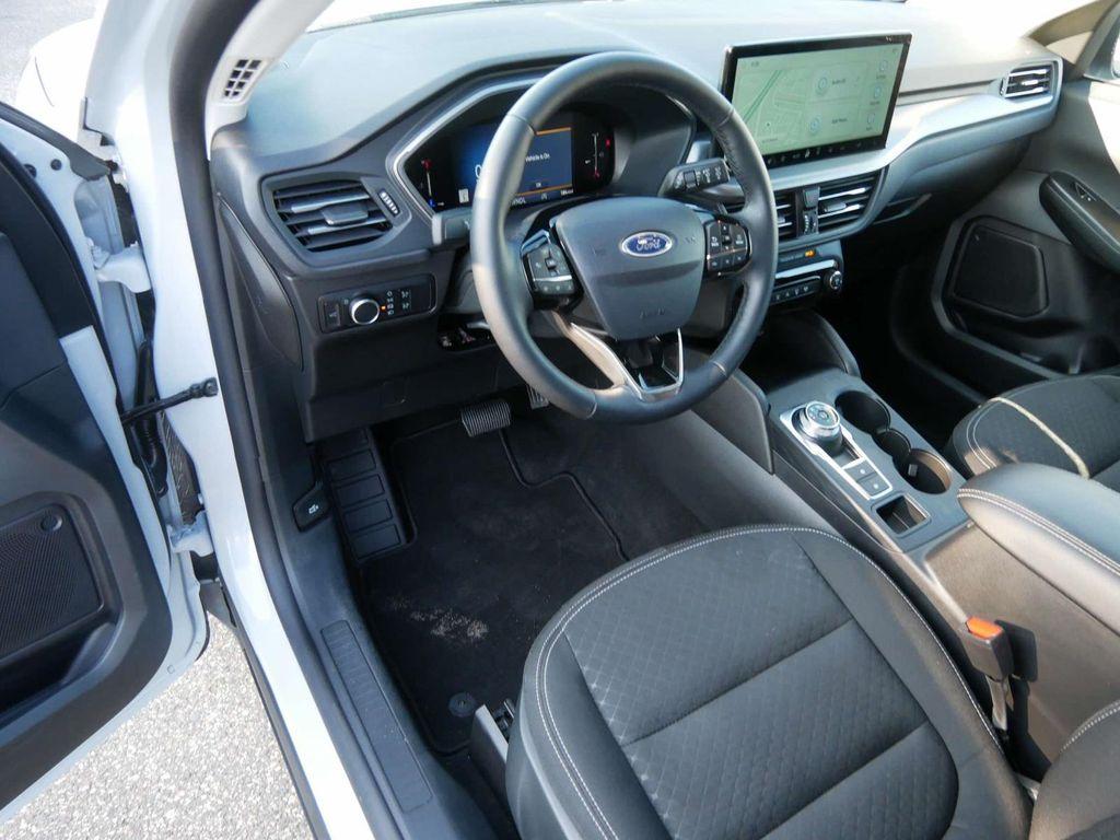 used 2025 Ford Escape car, priced at $26,995