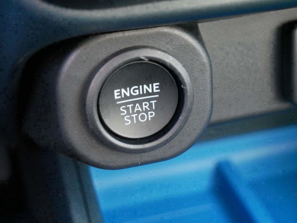 new 2025 Ford Maverick car, priced at $32,051