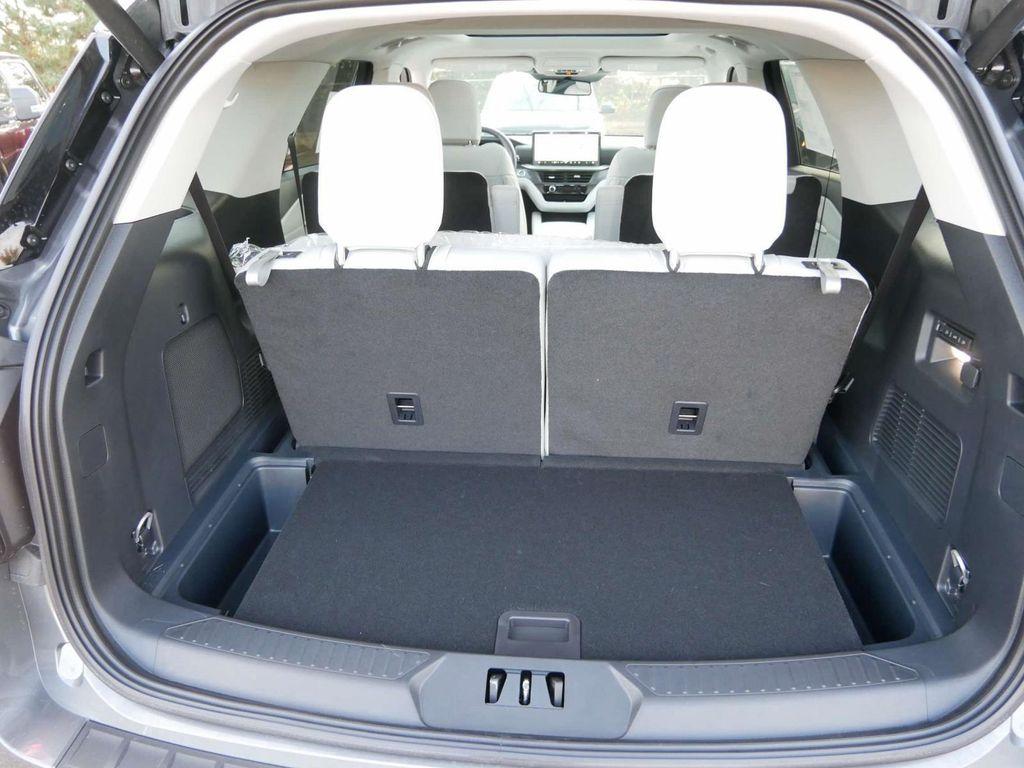 new 2025 Ford Explorer car, priced at $56,080