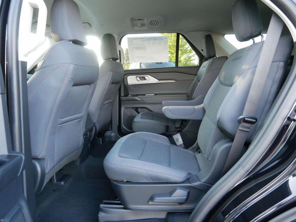 new 2025 Ford Explorer car, priced at $40,078