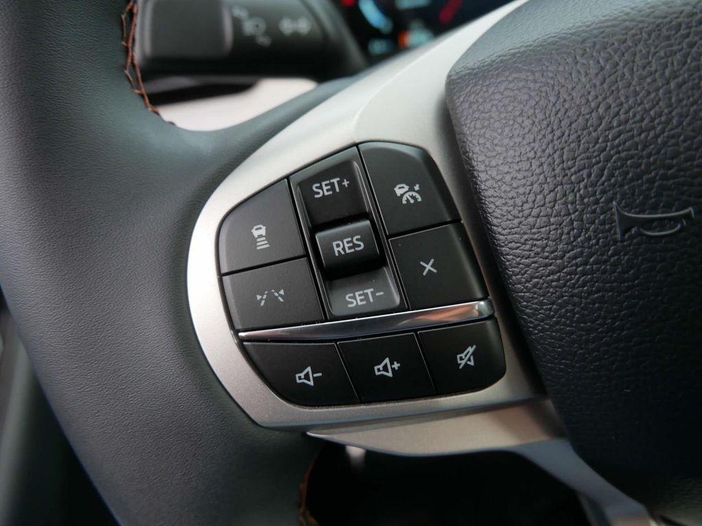 new 2025 Ford Explorer car, priced at $39,892