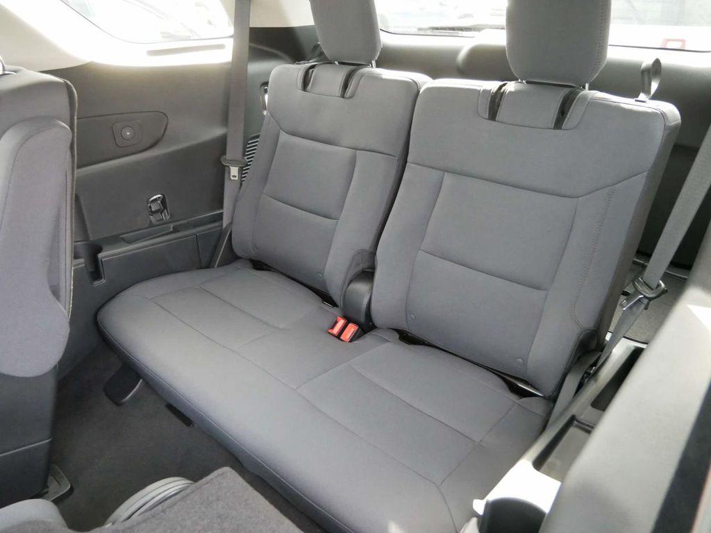 new 2025 Ford Explorer car, priced at $39,892