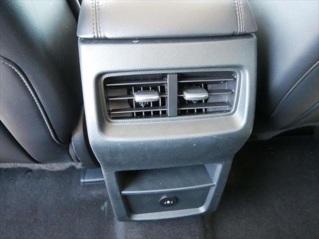 used 2024 Ford Edge car, priced at $25,995