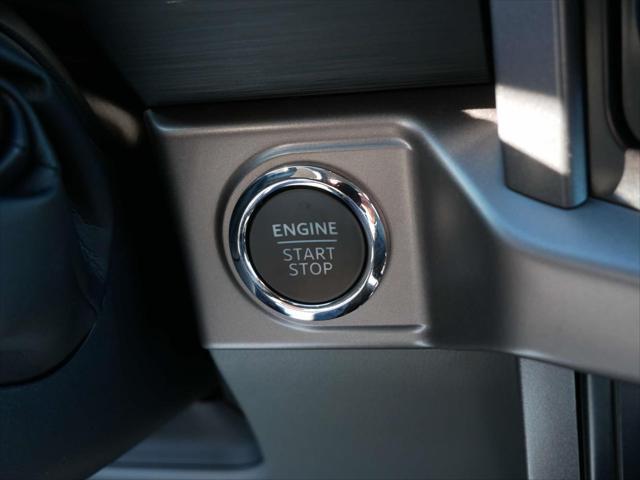 new 2025 Ford F-150 car, priced at $53,673