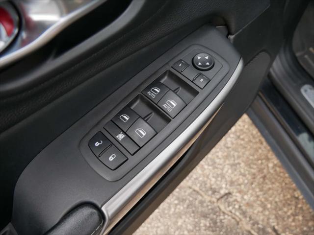 used 2021 Jeep Cherokee car, priced at $20,995