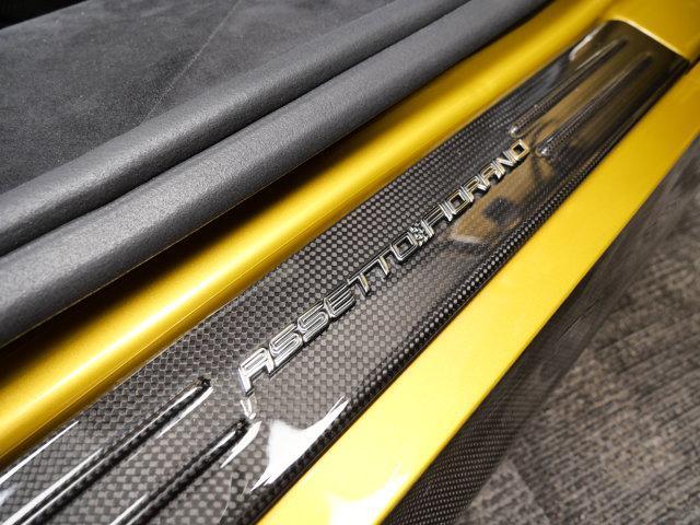 used 2022 Ferrari SF90 Spider car, priced at $579,990