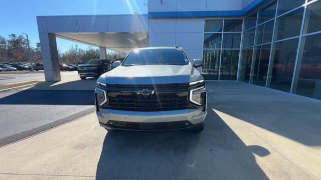 new 2025 Chevrolet Suburban car, priced at $74,135