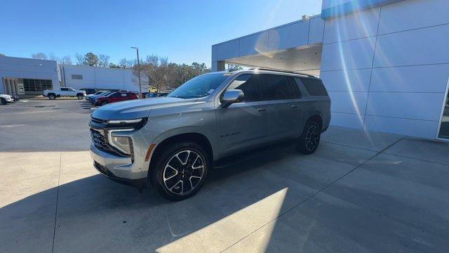 new 2025 Chevrolet Suburban car, priced at $74,135