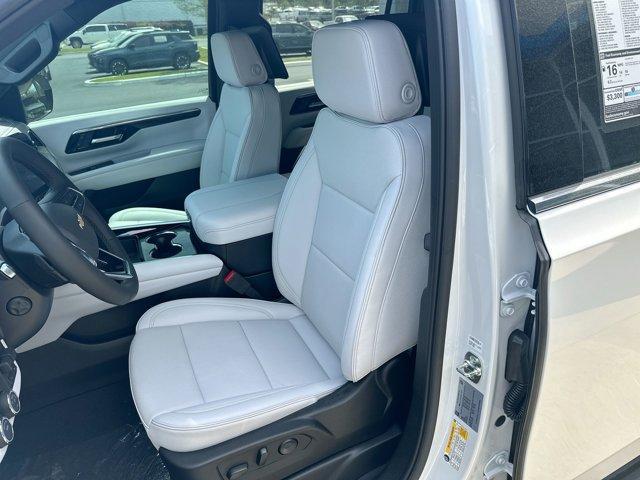 new 2025 Chevrolet Suburban car, priced at $89,475
