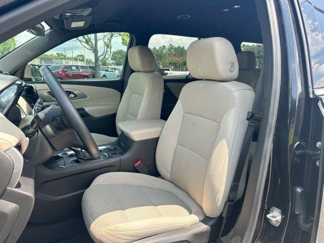 used 2023 Chevrolet Traverse car, priced at $34,988