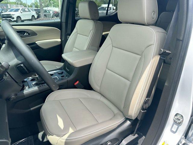 used 2023 Chevrolet Traverse car, priced at $49,988