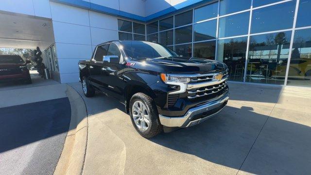 new 2025 Chevrolet Silverado 1500 car, priced at $68,035