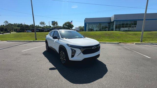 used 2025 Chevrolet Trax car, priced at $31,988