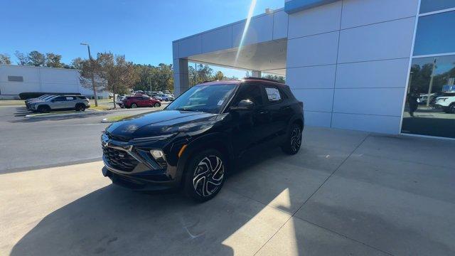 new 2025 Chevrolet TrailBlazer car, priced at $33,220