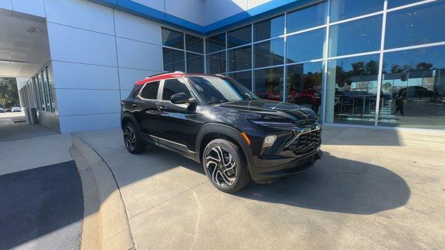 new 2025 Chevrolet TrailBlazer car, priced at $33,220