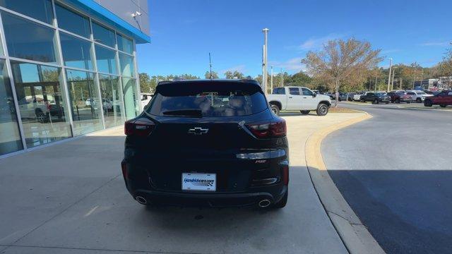 new 2025 Chevrolet TrailBlazer car, priced at $33,220