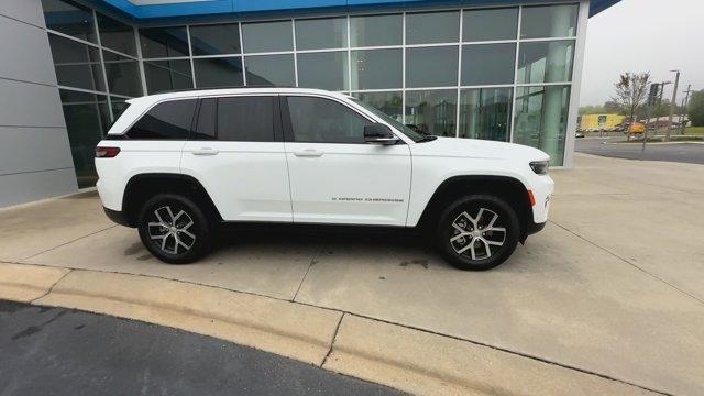 used 2024 Jeep Grand Cherokee car, priced at $44,988