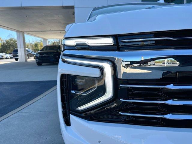 new 2025 Chevrolet Suburban car, priced at $72,799