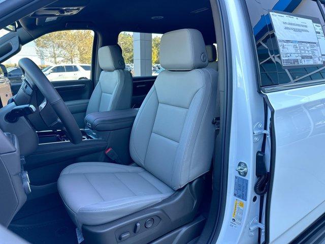 new 2025 Chevrolet Suburban car, priced at $72,799