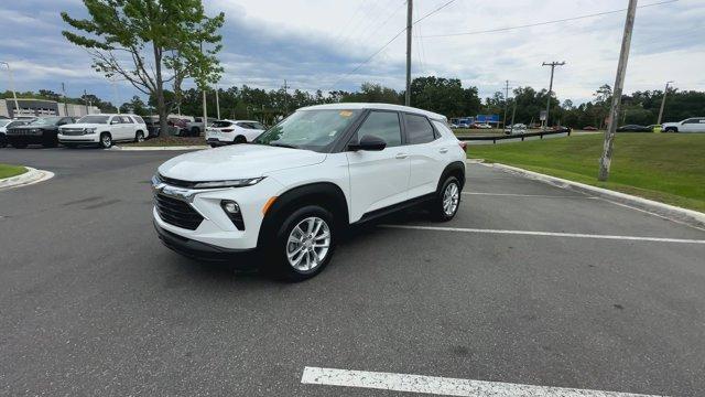used 2024 Chevrolet TrailBlazer car, priced at $25,988