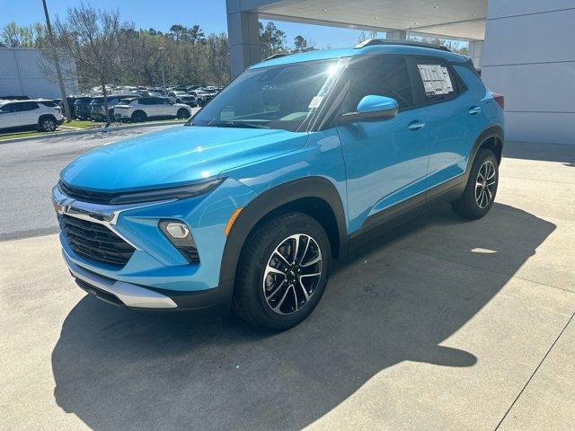new 2025 Chevrolet TrailBlazer car, priced at $30,475
