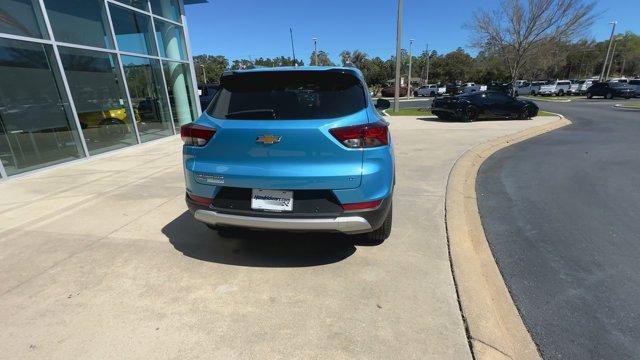 new 2025 Chevrolet TrailBlazer car, priced at $30,475