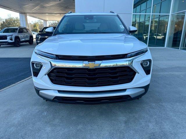 new 2025 Chevrolet TrailBlazer car, priced at $28,475