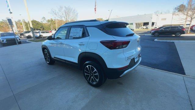 new 2025 Chevrolet TrailBlazer car, priced at $28,475