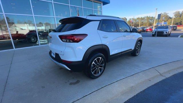 new 2025 Chevrolet TrailBlazer car, priced at $28,475