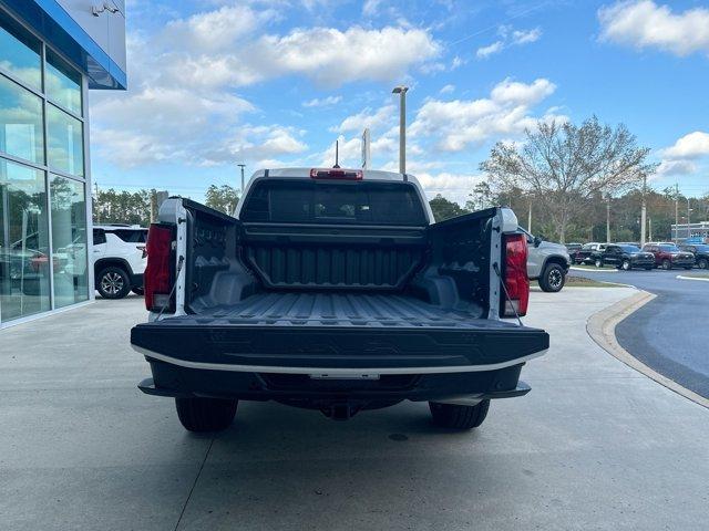 new 2024 Chevrolet Colorado car, priced at $47,325