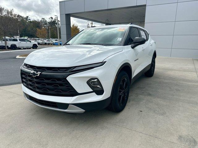 new 2025 Chevrolet Blazer car, priced at $38,280