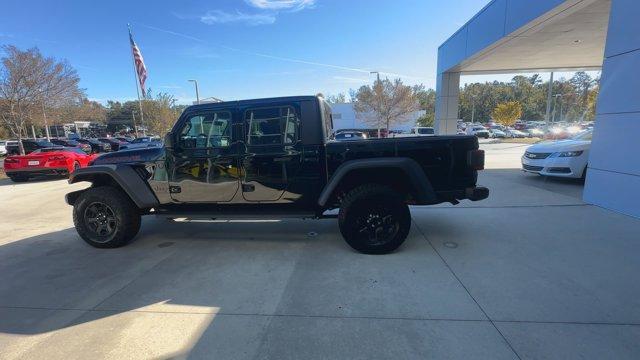 used 2021 Jeep Gladiator car, priced at $37,391