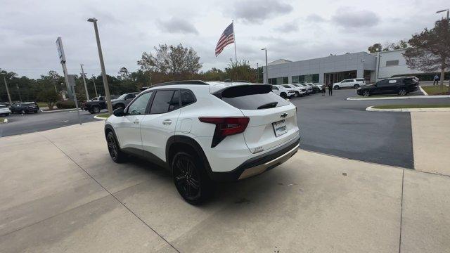 new 2025 Chevrolet Trax car, priced at $26,190