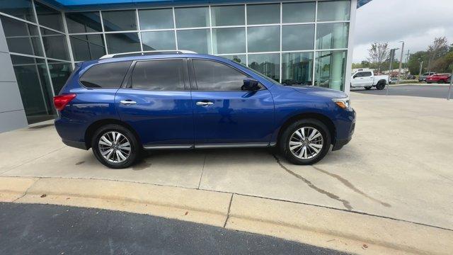 used 2020 Nissan Pathfinder car, priced at $21,500